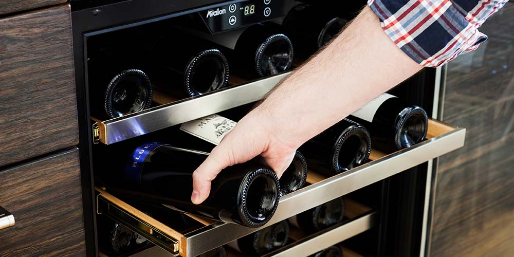 Single Zone 80 Bottle Freestanding Wine Cooler Refrigerator Compressor Function 